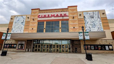 Movie Theater In Pittsburgh: Cinemark Robinson Township & XD.
